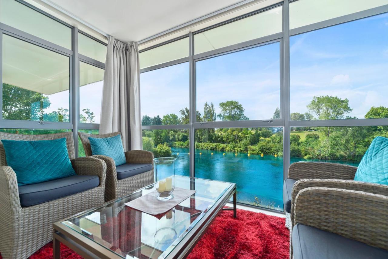 Two Views Taupo Apartment Exterior foto