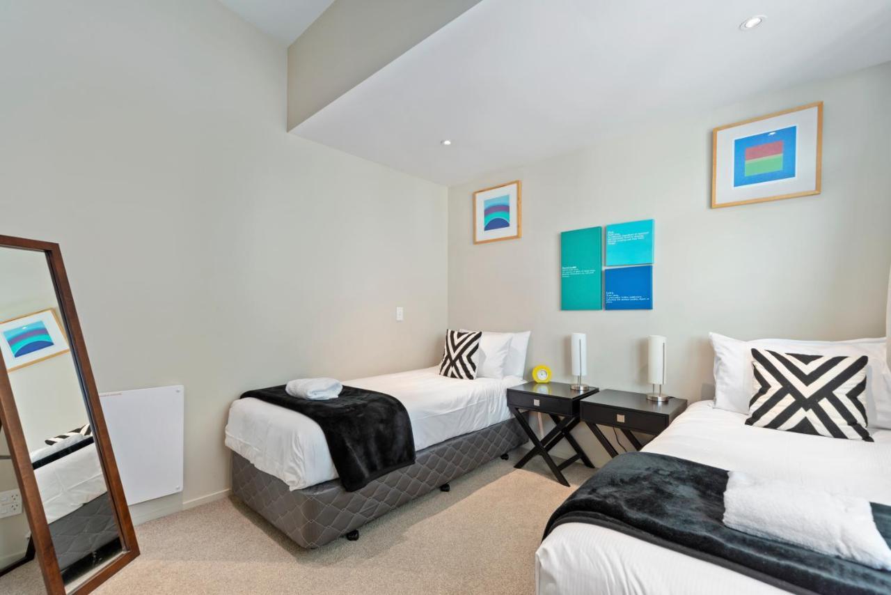 Two Views Taupo Apartment Exterior foto
